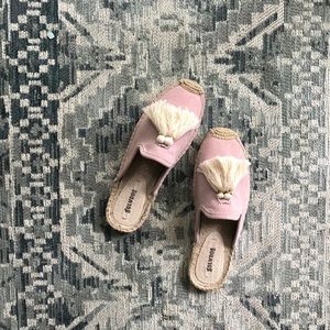 Soludos pink tassel slides